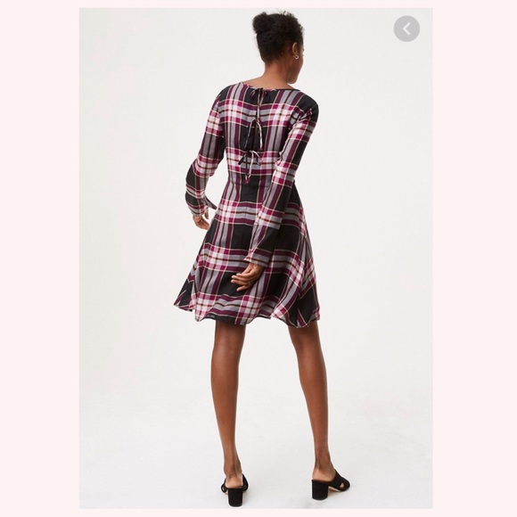 NWT LOFT Tie Back Plaid Dress - Picture 2 of 3